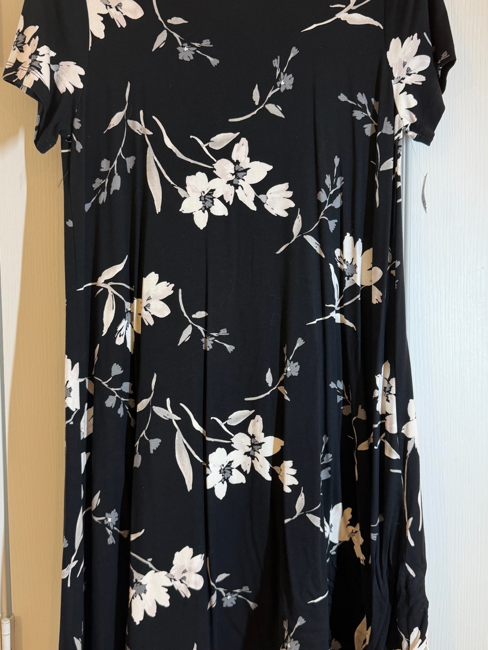 Old Navy Black Floral Short-Sleeve A-Line Dress 35.5 inch length